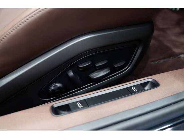 PORSCHE 911 2023 Image 31