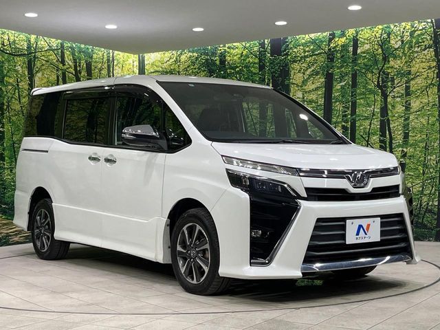 TOYOTA VOXY 4WD 2017 Image 31