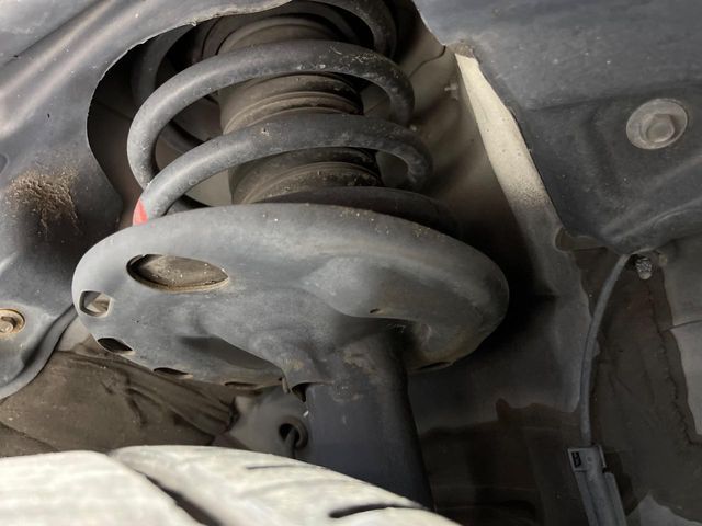 TOYOTA VOXY 4WD 2017 Image 31