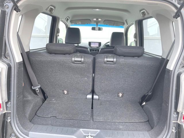 DAIHATSU MOVE CUSTOM 2015 Image 31