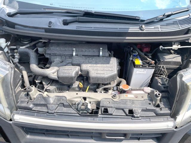 DAIHATSU MOVE CUSTOM 2015 Image 31