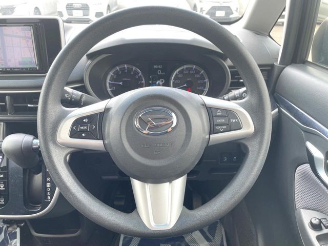 DAIHATSU MOVE CUSTOM 2015 Image 31