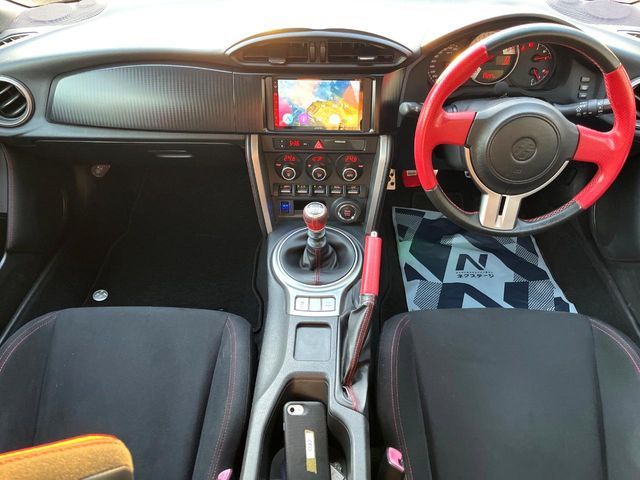 TOYOTA 86 2012 Image 31