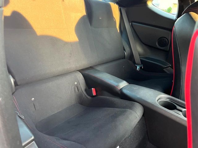 TOYOTA 86 2012 Image 31