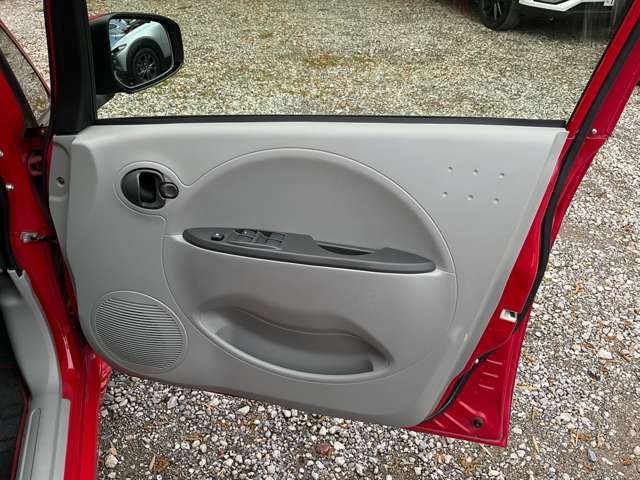 MITSUBISHI I 2013 Image 31