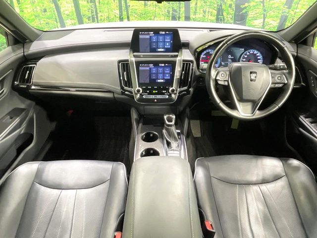 TOYOTA CROWN SEDAN HYBRID 2018 Image 31