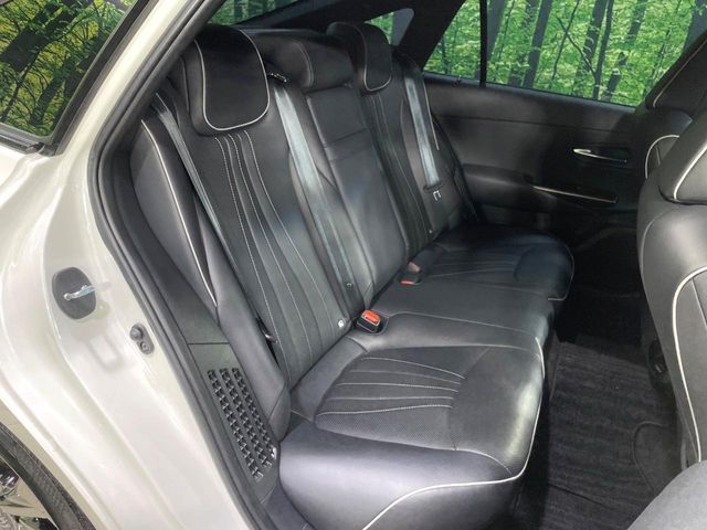 TOYOTA CROWN SEDAN HYBRID 2018 Image 31