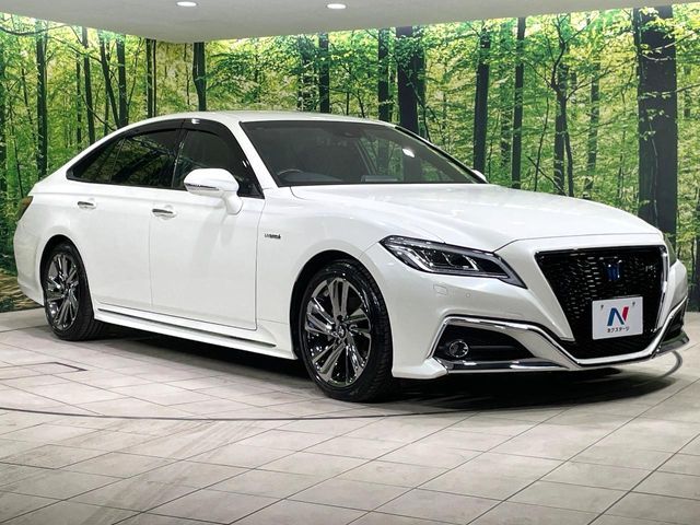 TOYOTA CROWN SEDAN HYBRID 2018 Image 31