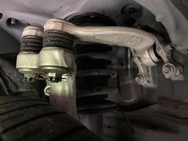 TOYOTA CROWN SEDAN HYBRID 2018 Image 31