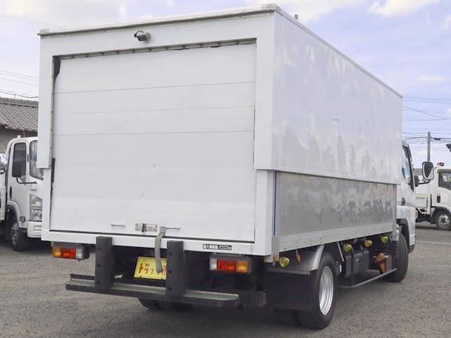 MITSUBISHI CANTER 2017 Image 31