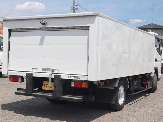 MITSUBISHI CANTER 2017 Image 31