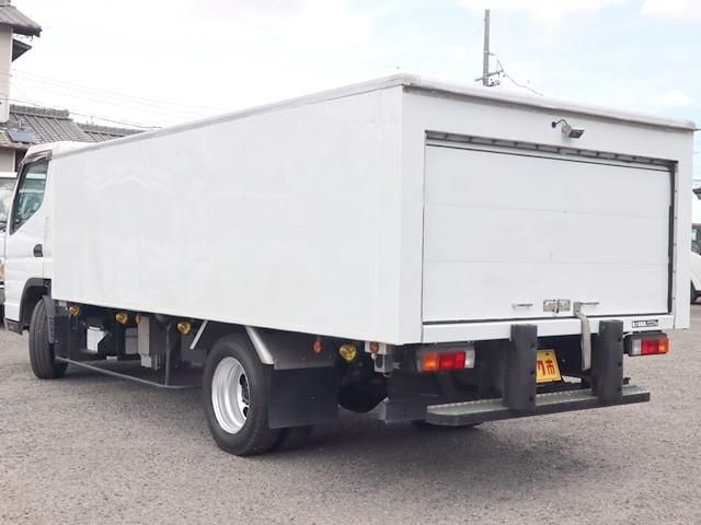 MITSUBISHI CANTER 2017 Image 31