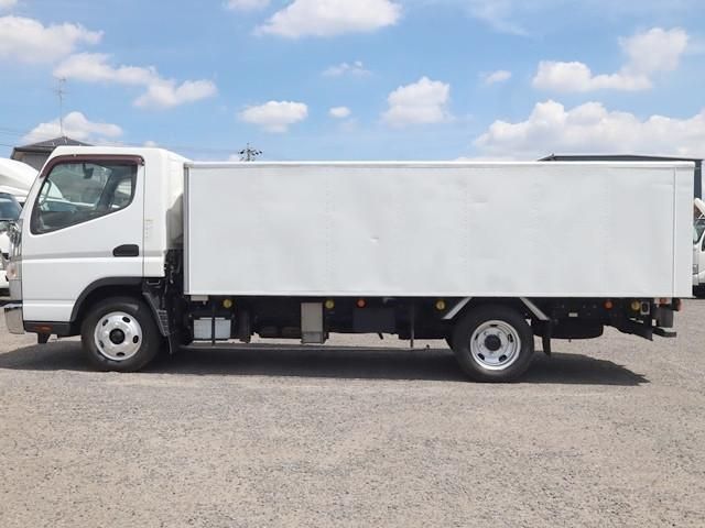 MITSUBISHI CANTER 2017 Image 31