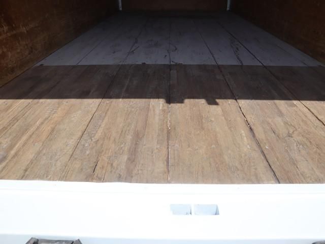 MITSUBISHI CANTER 2017 Image 31