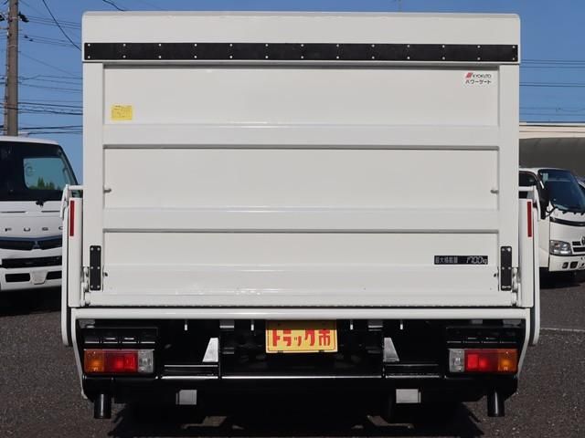 HINO DUTRO 2018 Image 31