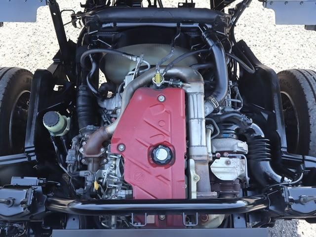 HINO DUTRO 2018 Image 31