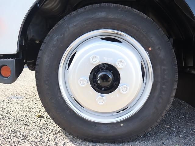 HINO DUTRO 2018 Image 31