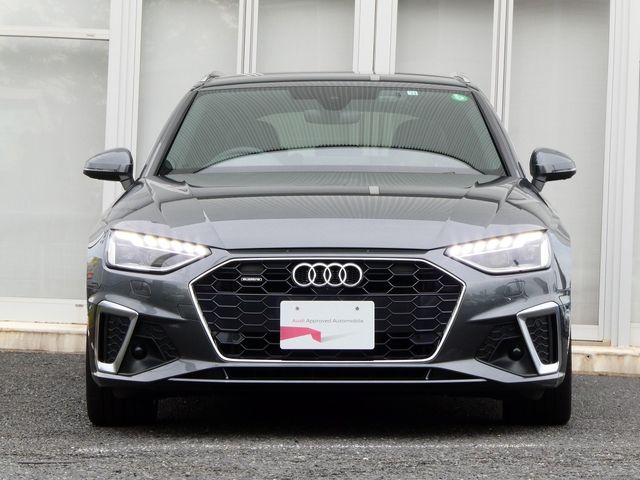 AUDI A4 AVANT 2022 Image 31