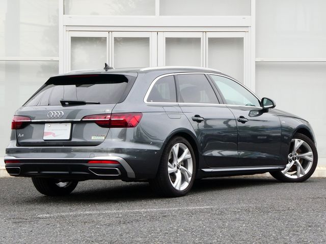 AUDI A4 AVANT 2022 Image 31