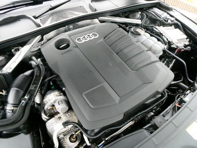 AUDI A4 AVANT 2022 Image 31