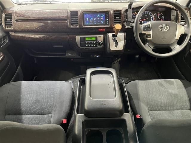 TOYOTA REGIUSACE VAN 4WD 2017 Image 31