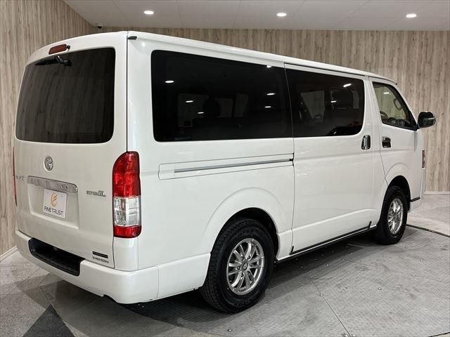 TOYOTA REGIUSACE VAN 4WD 2017 Image 31