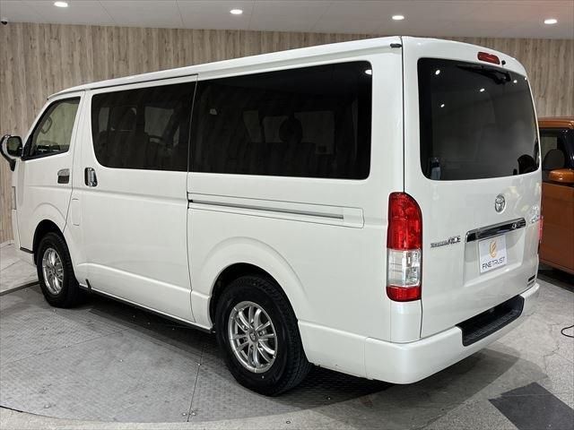 TOYOTA REGIUSACE VAN 4WD 2017 Image 31