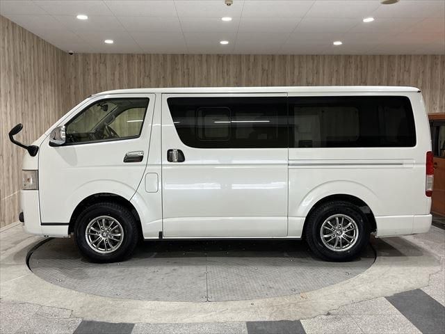 TOYOTA REGIUSACE VAN 4WD 2017 Image 31