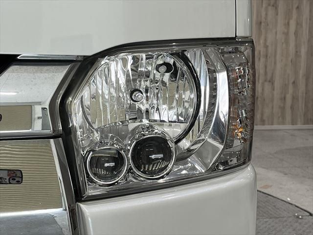 TOYOTA REGIUSACE VAN 4WD 2017 Image 31