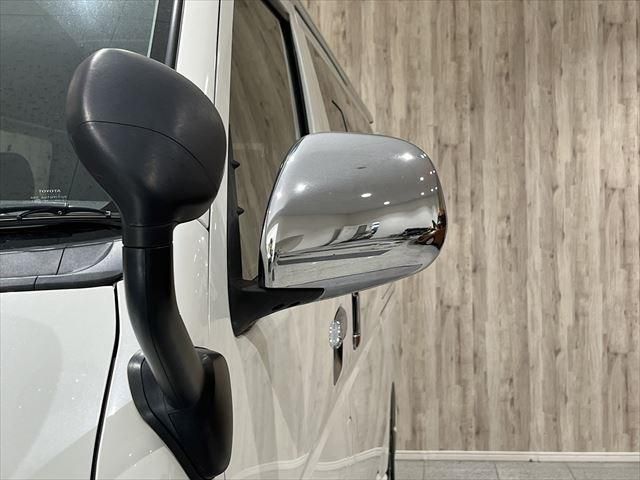 TOYOTA REGIUSACE VAN 4WD 2017 Image 31