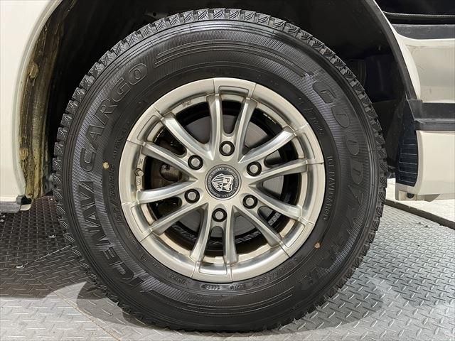 TOYOTA REGIUSACE VAN 4WD 2017 Image 31