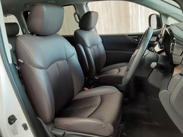 NISSAN ELGRAND 2021 Image 31