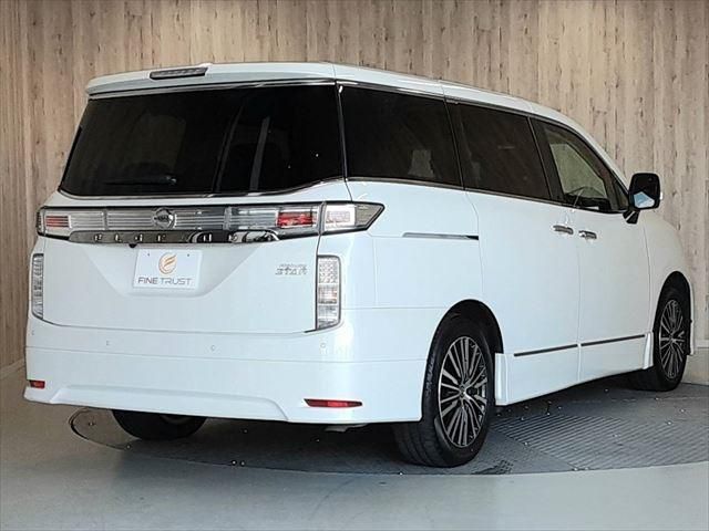 NISSAN ELGRAND 2021 Image 31