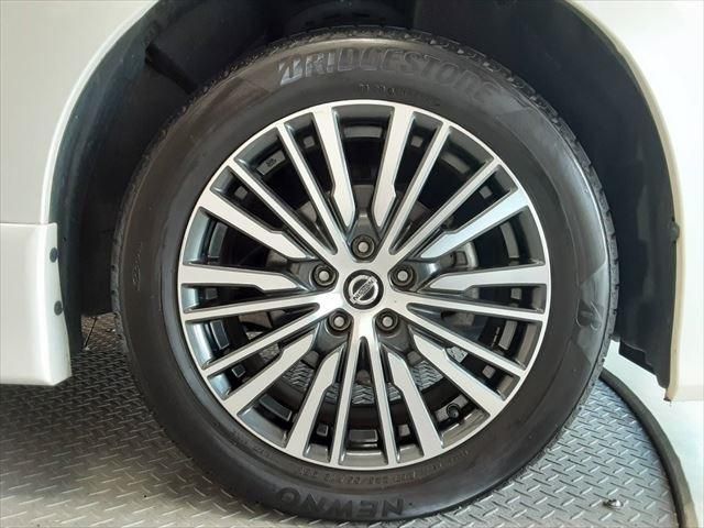 NISSAN ELGRAND 2021 Image 31