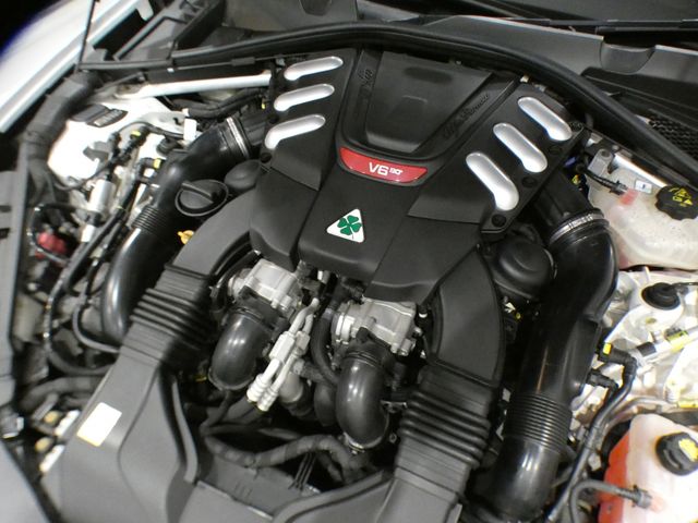 ALFAROMEO GIULIA 2019 Image 31