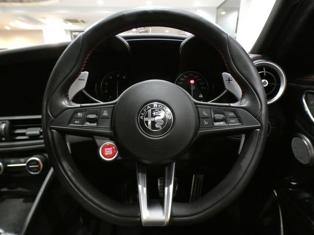 ALFAROMEO GIULIA 2019 Image 31