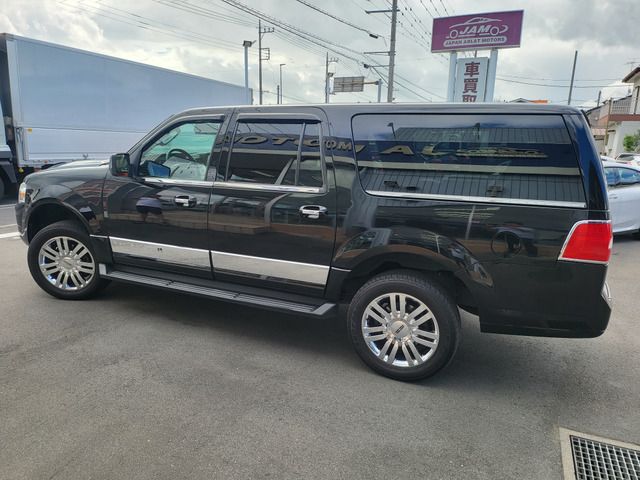 LINCOLN NAVIGATER 2W 2009 Image 31