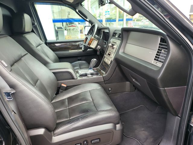 LINCOLN NAVIGATER 2W 2009 Image 31