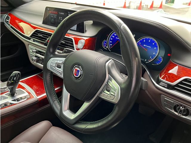 ALPINA B7 2018 Image 31