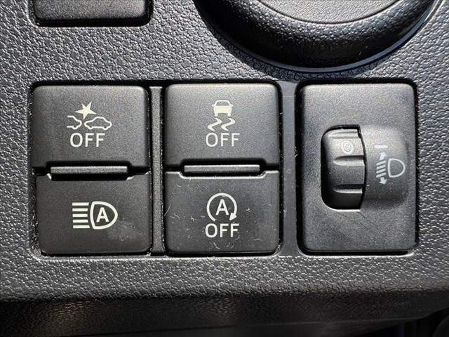 DAIHATSU MIRA E:S 2017 Image 31