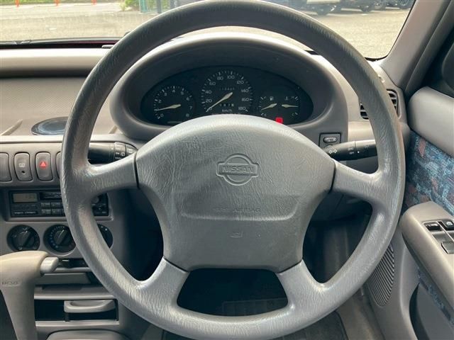 NISSAN MARCH 1996 Image 31