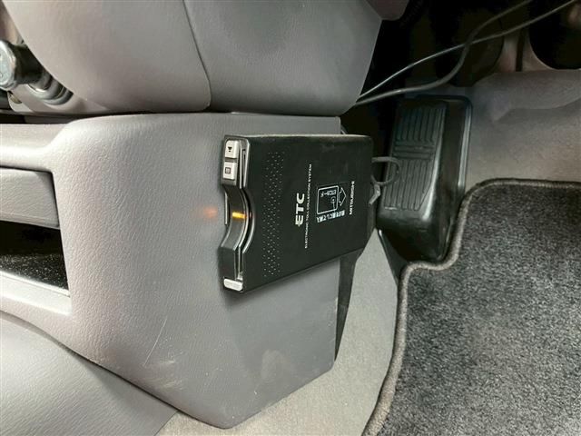 NISSAN MARCH 1996 Image 31