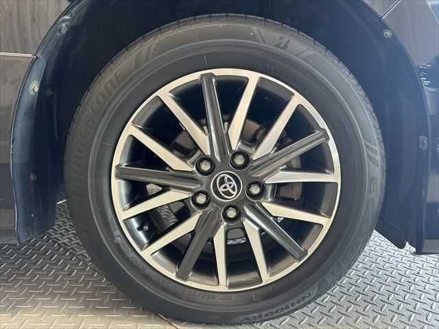 TOYOTA VOXY 2016 Image 31