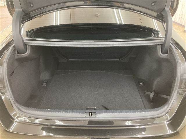 TOYOTA LEXUS RC300H 2015 Image 31