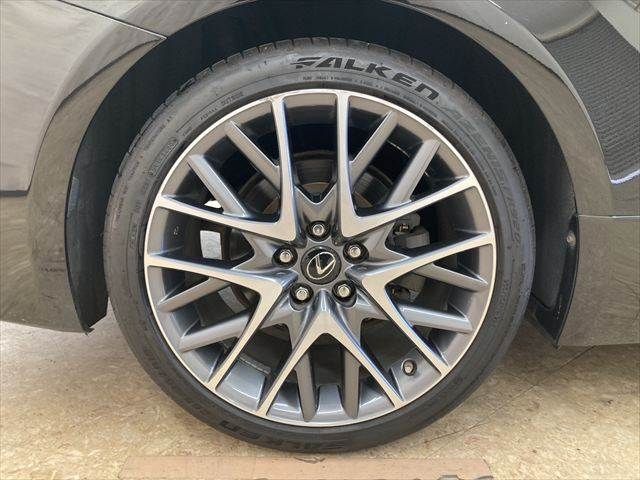 TOYOTA LEXUS RC300H 2015 Image 31