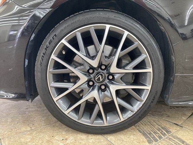 TOYOTA LEXUS RC300H 2015 Image 31