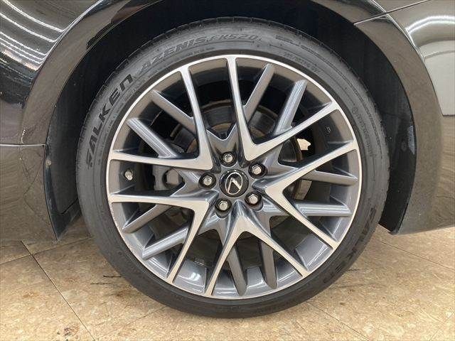 TOYOTA LEXUS RC300H 2015 Image 31