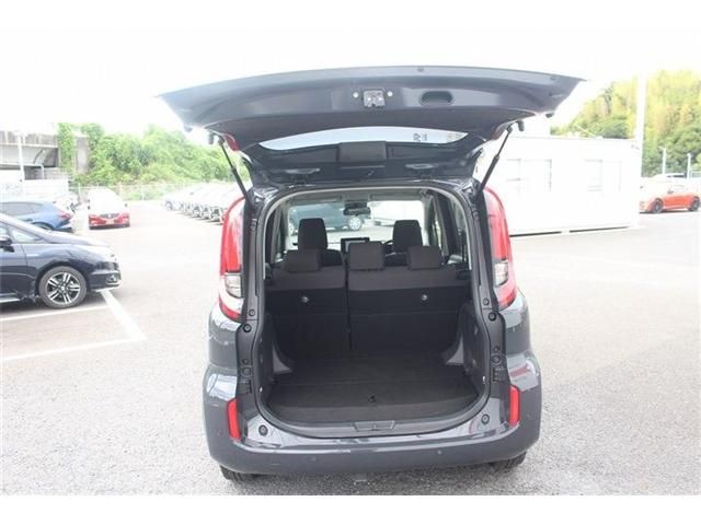 TOYOTA SIENTA 2022 Image 31