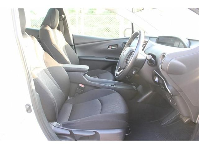 TOYOTA PRIUS 2021 Image 31