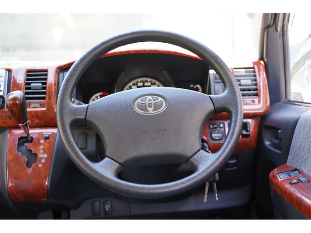 TOYOTA HIACE VAN 2WD 2008 Image 31